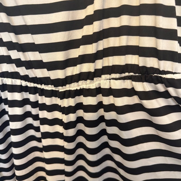 Black and White Striped Women's Dress EMERY ROSE 1X - Picture 13 of 16